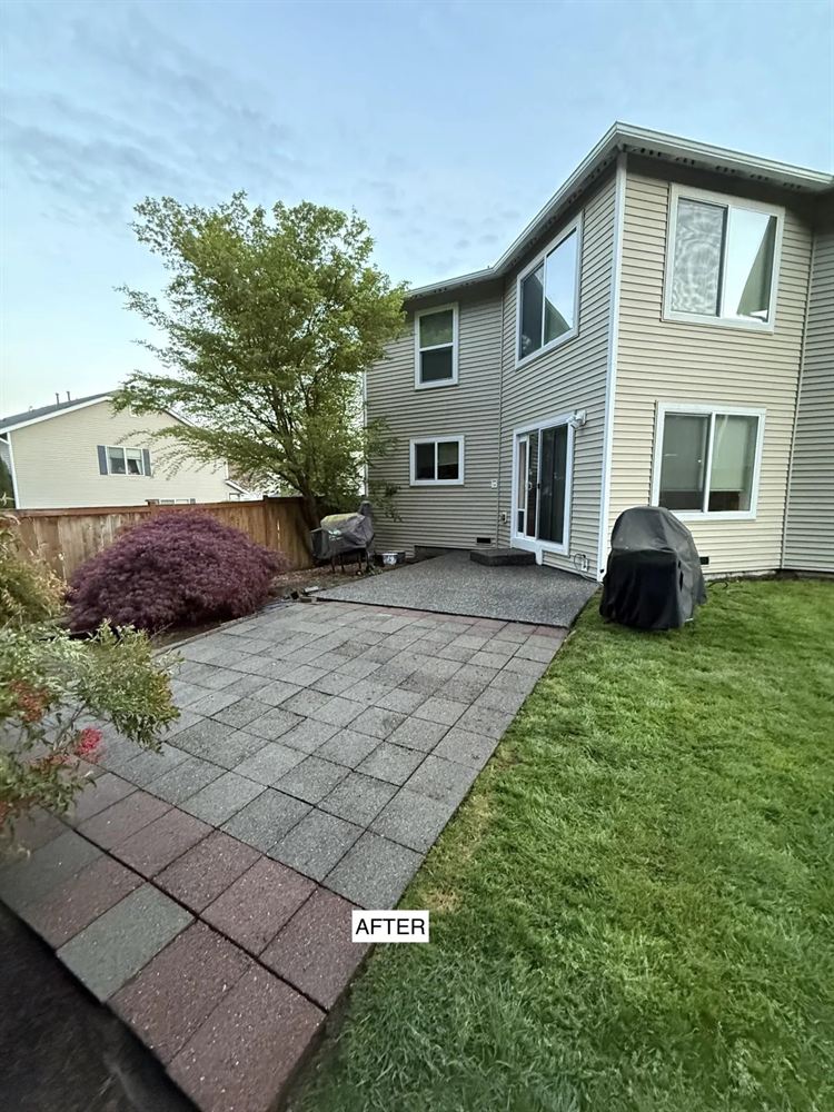 Paver patio after cleaning